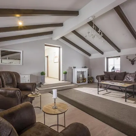 4 Sterne Erkerwohnung Mit Dem Panoramablick Sauna Spulmaschine Neues Bad Wlan